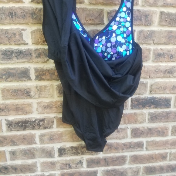 Swim suit.  Size 14 womens. - Picture 6 of 6